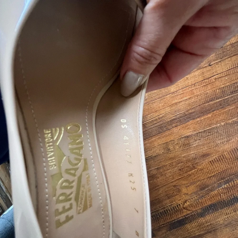 Salvatore Ferragamo Women's Wedges Beige Peep-Toe Shoes - Picture 10 of 10